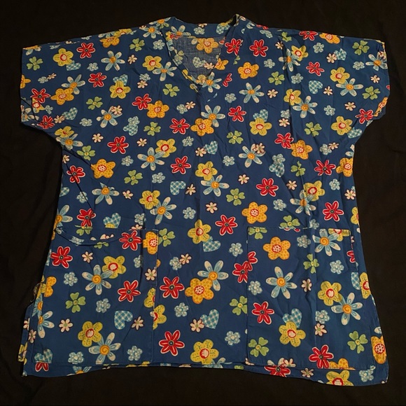 SCRUB TOPS - Picture 5 of 16